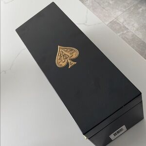 Black and Gold Men's Accessory Box